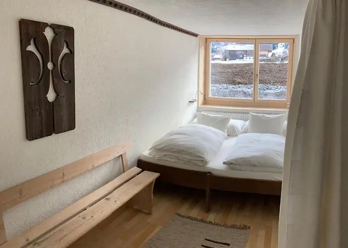 Wasserfall 3-zimmerferienwohnung Moebliert Adelboden