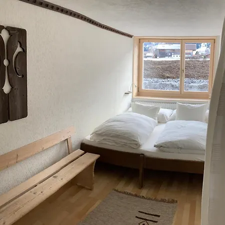 Wasserfall 3-zimmerferienwohnung Moebliert Adelboden